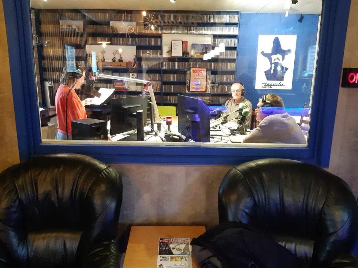 Radio Tequila ec83b222-33f5-4bda-9cd8-aea06bfb9ff1